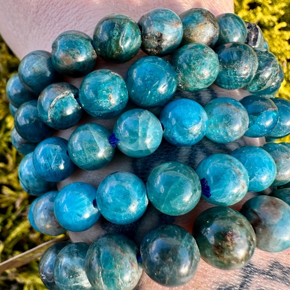 9mm Apatite Beaded Bracelet - Picture 7 of 8